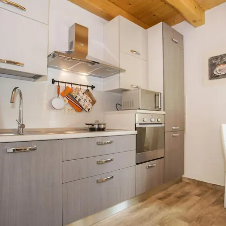 Casa Ulike Vila