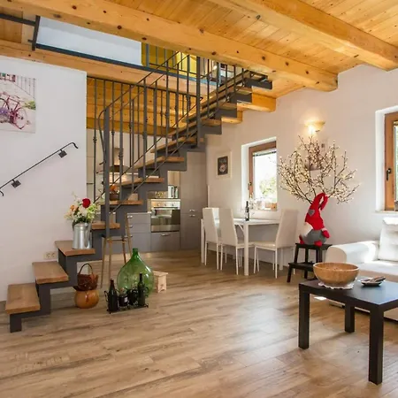 Vila Casa Ulike *